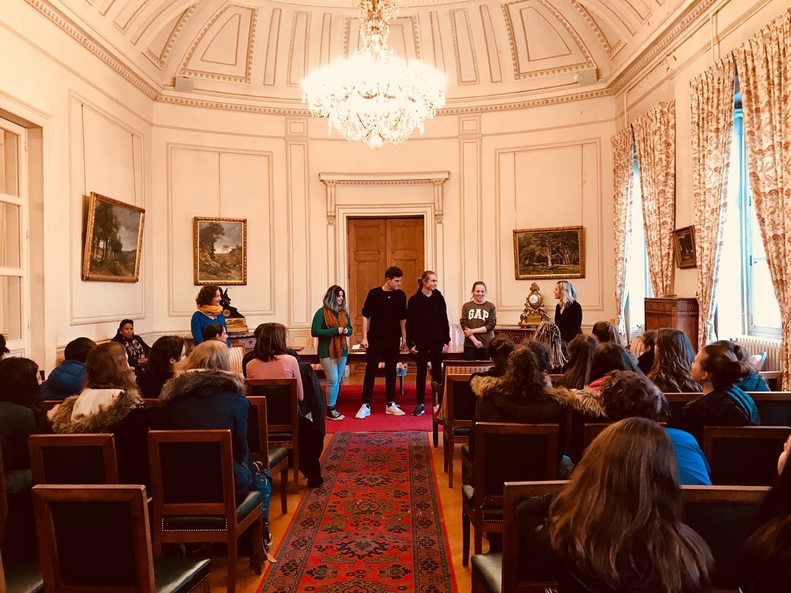 Intervention d’élèves français et allemands pour nous faire partager leur expérience du programme d’échange Intervention d’élèves français et allemands pour nous faire partager leur expérience du programme d’échange